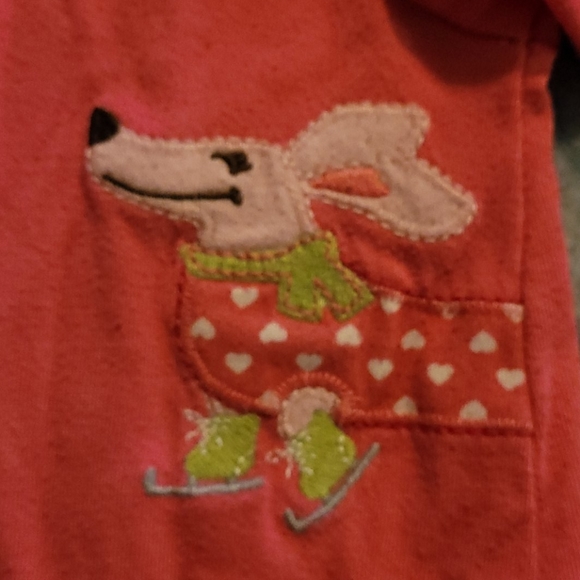 Pink long sleeved shirt with dog - Picture 3 of 4